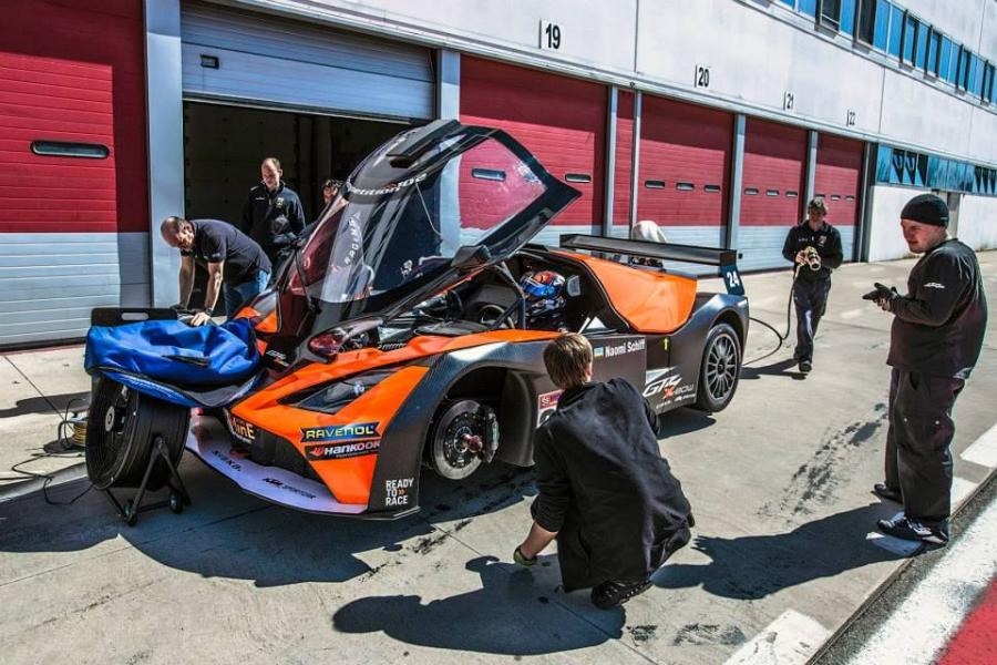  KTM X-Bow GT4 Race Car 2015 года  (фото 11 из 18)